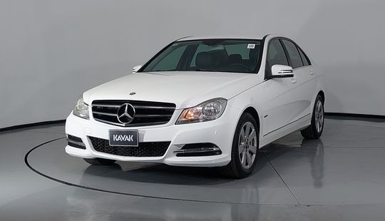Mercedes Benz • Clase C