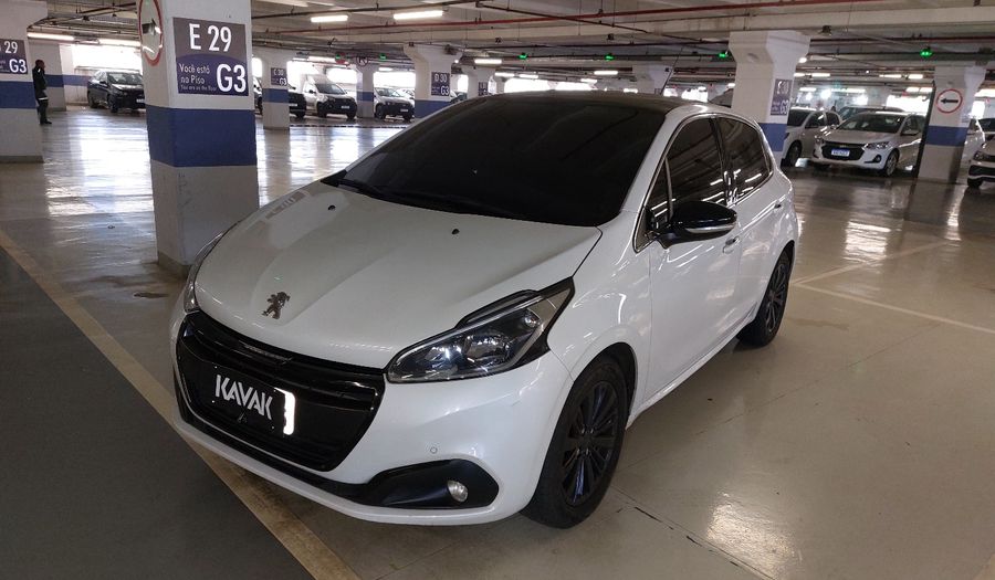 Peugeot 208 GRIFFE Hatchback 2017