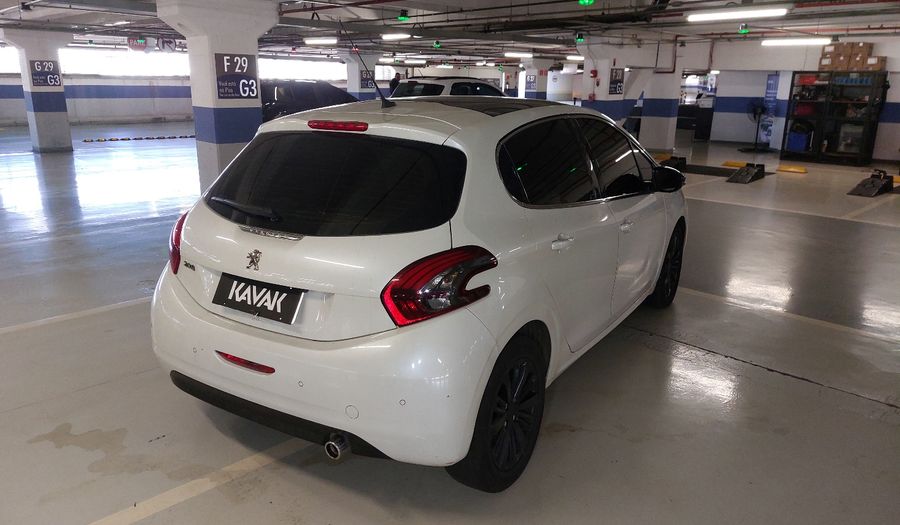 Peugeot 208 GRIFFE Hatchback 2017