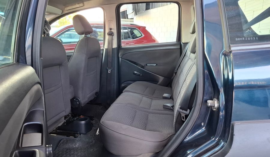 Fiat Idea 1.6 ADVENTURE 16V Minivan 2011