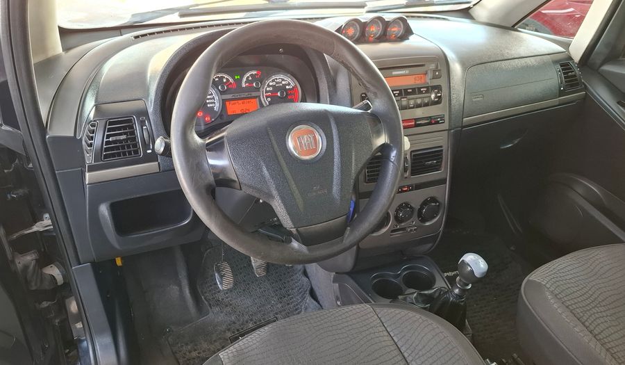 Fiat Idea 1.6 ADVENTURE 16V Minivan 2011
