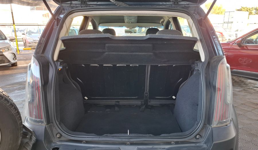 Fiat Idea 1.6 ADVENTURE 16V Minivan 2011