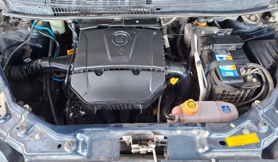 Fiat Idea 1.6 ADVENTURE 16V Minivan 2011