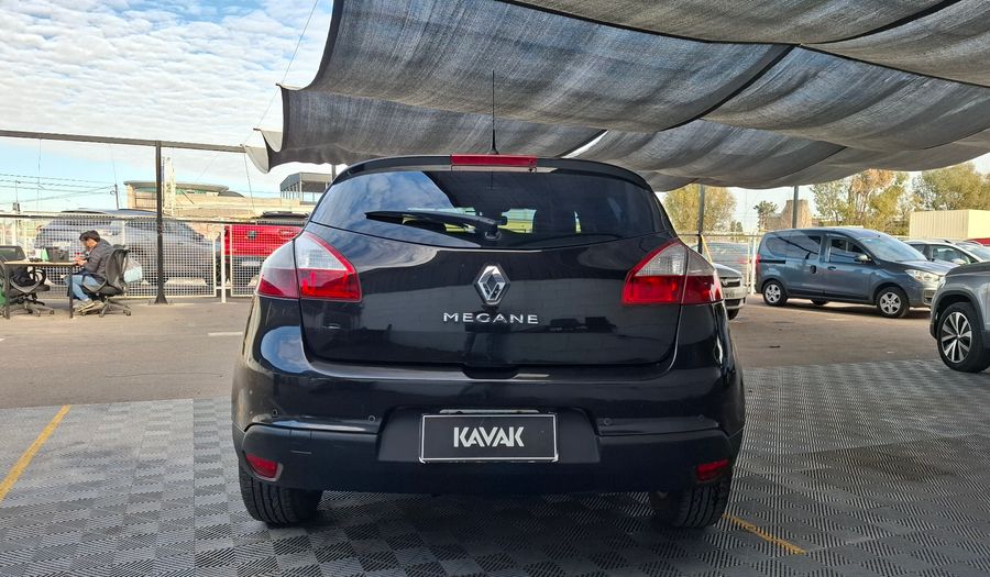 Renault Megane 2.0 MEGANE III LUXE Hatchback 2011