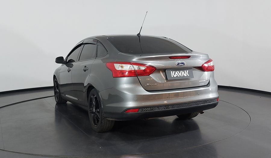 Ford Focus SE SEDAN POWERSHIFT Sedan 2015