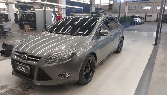 Ford • Focus