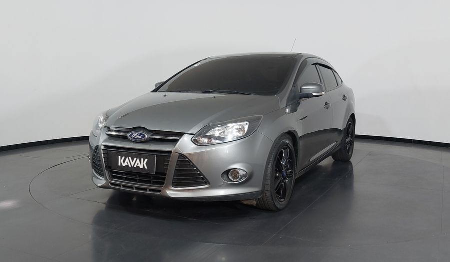 Ford Focus SE SEDAN POWERSHIFT Sedan 2015
