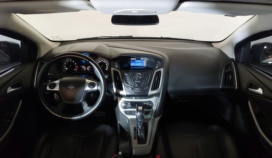 Ford Focus SE SEDAN POWERSHIFT Sedan 2015