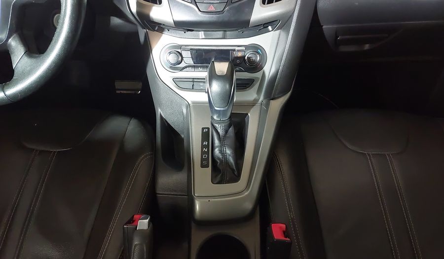 Ford Focus SE SEDAN POWERSHIFT Sedan 2015
