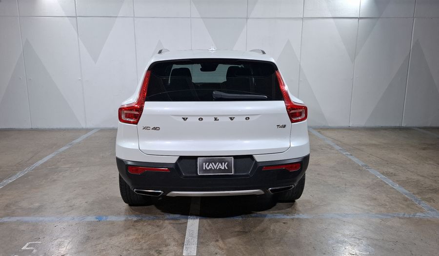 Volvo Xc40 2.0 T4 INSCRIPTION AUTO Suv 2020