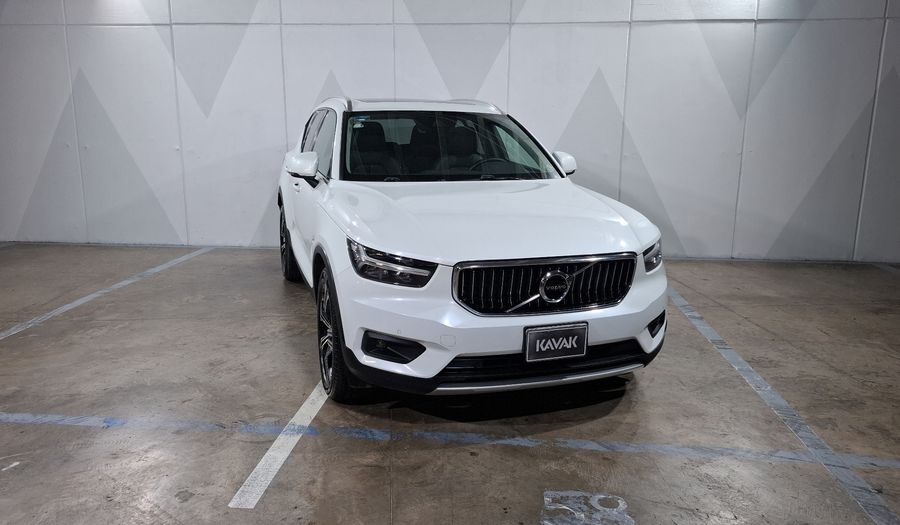 Volvo Xc40 2.0 T4 INSCRIPTION AUTO Suv 2020