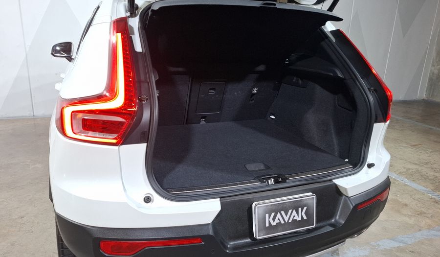 Volvo Xc40 2.0 T4 INSCRIPTION AUTO Suv 2020