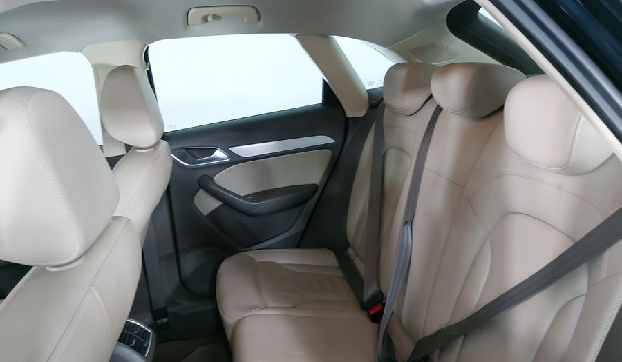 Audi Q3 2.0 LUXURY 170 HP S TRONIC Suv 2013