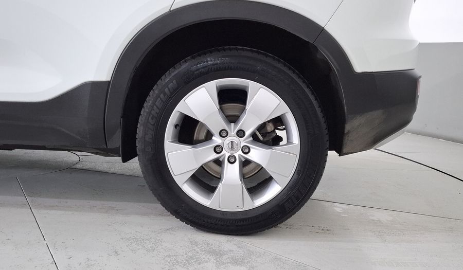 Volvo Xc40 2.0 T4 MOMENTUM AUTO Suv 2020