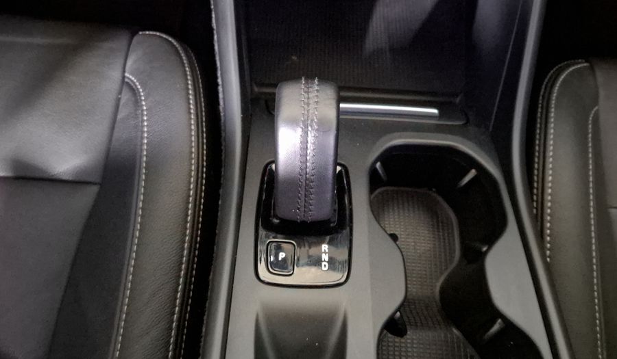 Volvo Xc40 2.0 T4 MOMENTUM AUTO Suv 2020
