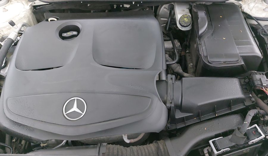Mercedes Benz Clase A 1.6 200 STYLE DCT Hatchback 2018