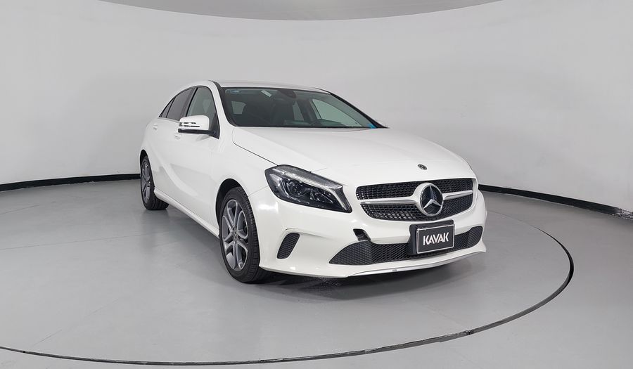 Mercedes Benz Clase A 1.6 200 STYLE DCT Hatchback 2018