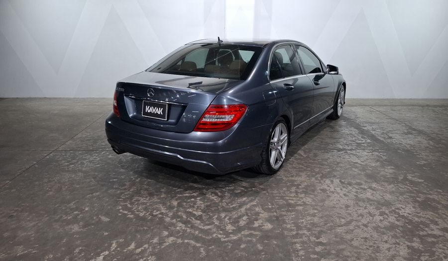 Mercedes Benz Clase C 1.8 250 CGI SPORT AT Sedan 2013