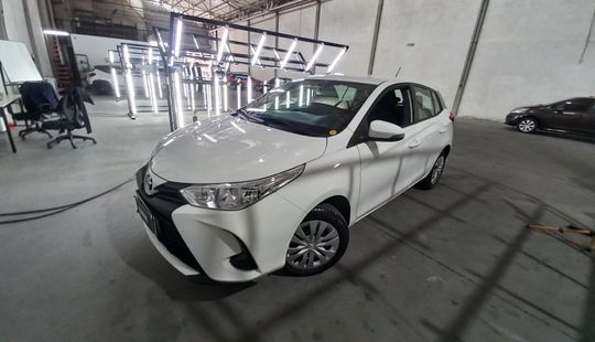 Toyota • Yaris