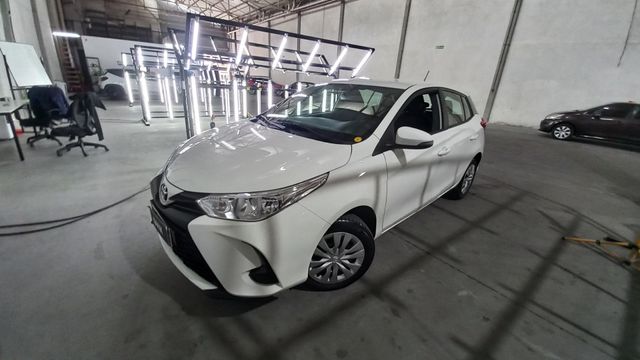 Toyota • Yaris