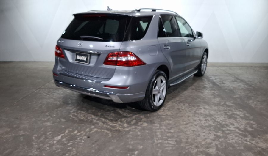 Mercedes Benz Clase M 3.0 ML 400 CGI SPORT AMG Suv 2015