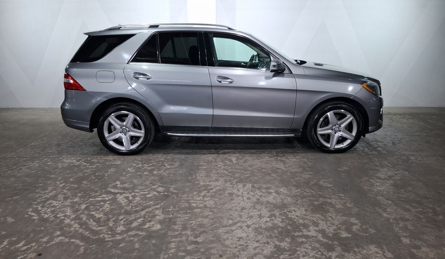 Mercedes Benz Clase M 3.0 ML 400 CGI SPORT AMG Suv 2015