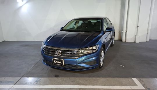 Volkswagen • Jetta