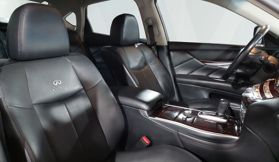 Infiniti Q70 3.7 SEDUCTION AT Sedan 2014