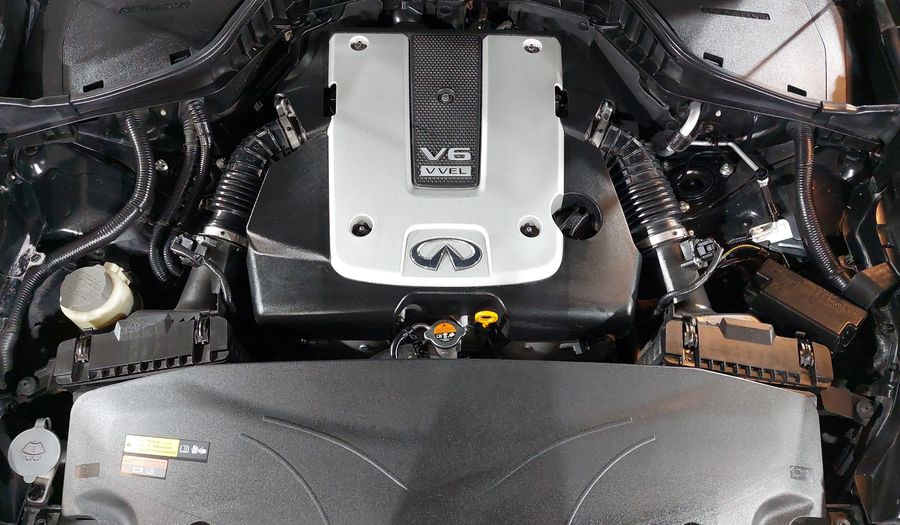Infiniti Q70 3.7 SEDUCTION AT Sedan 2014