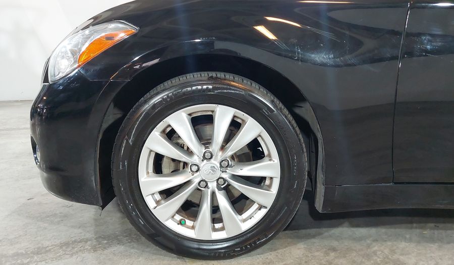Infiniti Q70 3.7 SEDUCTION AT Sedan 2014