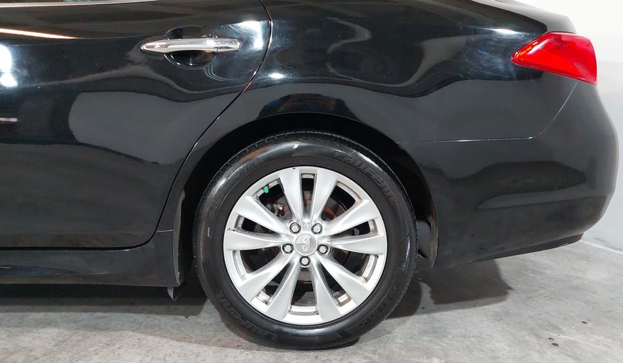Infiniti Q70 3.7 SEDUCTION AT Sedan 2014