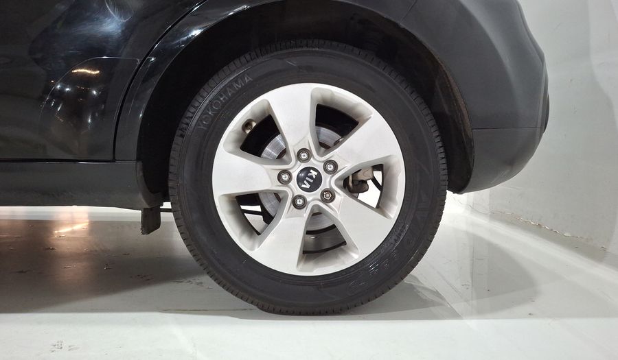 Kia Soul 1.6 LX AT Hatchback 2017