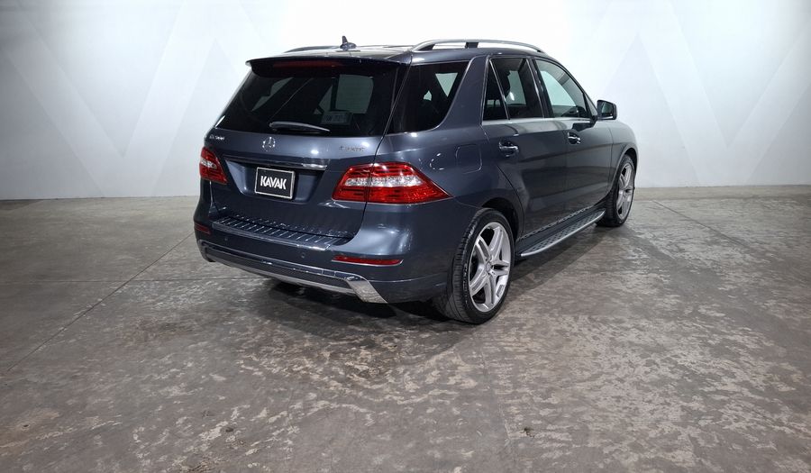 Mercedes Benz Clase M 4.7 ML 500 CGI BITURBO 4WD AT Suv 2013