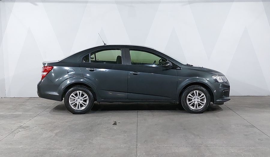 Chevrolet Sonic 1.6 MT D LT Sedan 2017