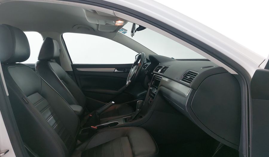 Volkswagen Passat 2.5 SPORTLINE TIPTRONIC Sedan 2015