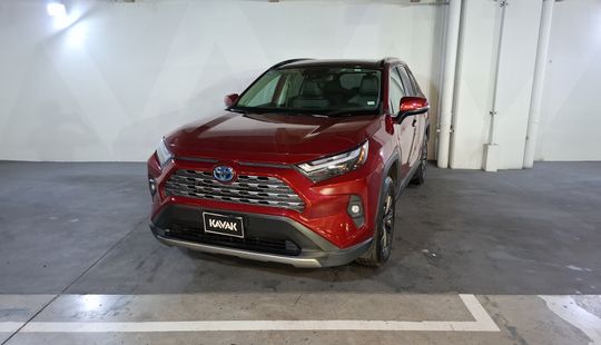 Toyota • RAV4