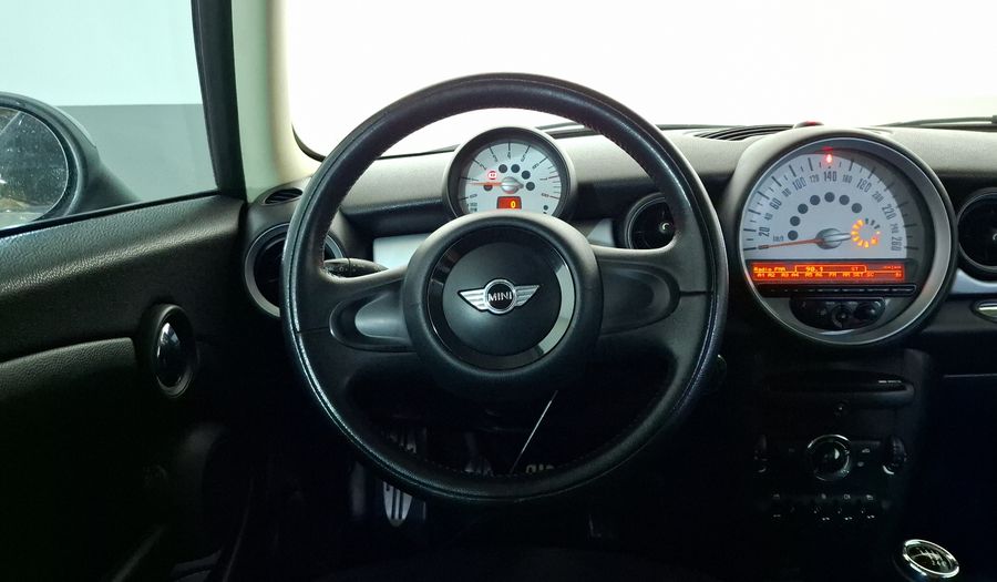 Mini Cooper 1.6 COOPER CLASSIC Hatchback 2013