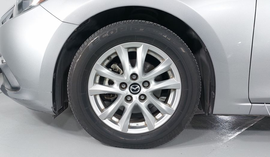 Mazda 3 2.0 SEDAN I TOURING TA Sedan 2015