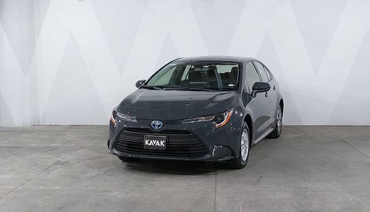 Toyota • Corolla