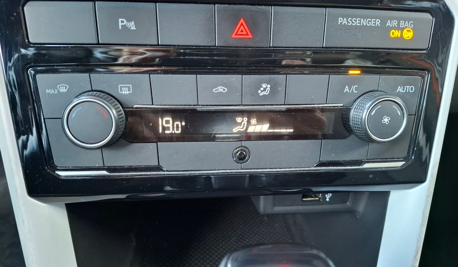 Volkswagen T-cross 1.6 HIGHLINE AUTO Suv 2020