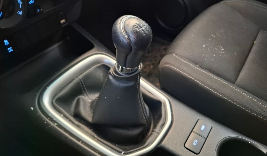 Toyota Hilux 2.8 TDI SR 4WD C/D Pickup 2022