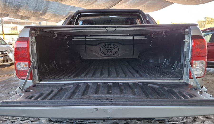 Toyota Hilux 2.8 TDI SR 4WD C/D Pickup 2022