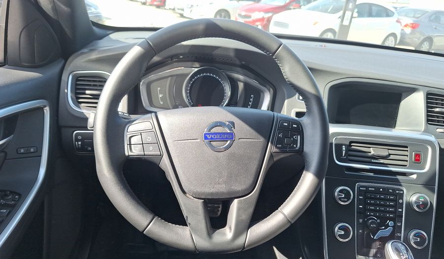 Volvo S60 1.5 T3 COMFORT PLUS POWERSHIFT Sedan 2019
