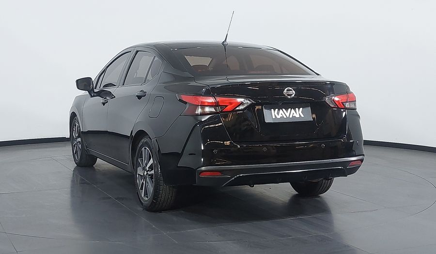 Nissan Versa ADVANCE Sedan 2022