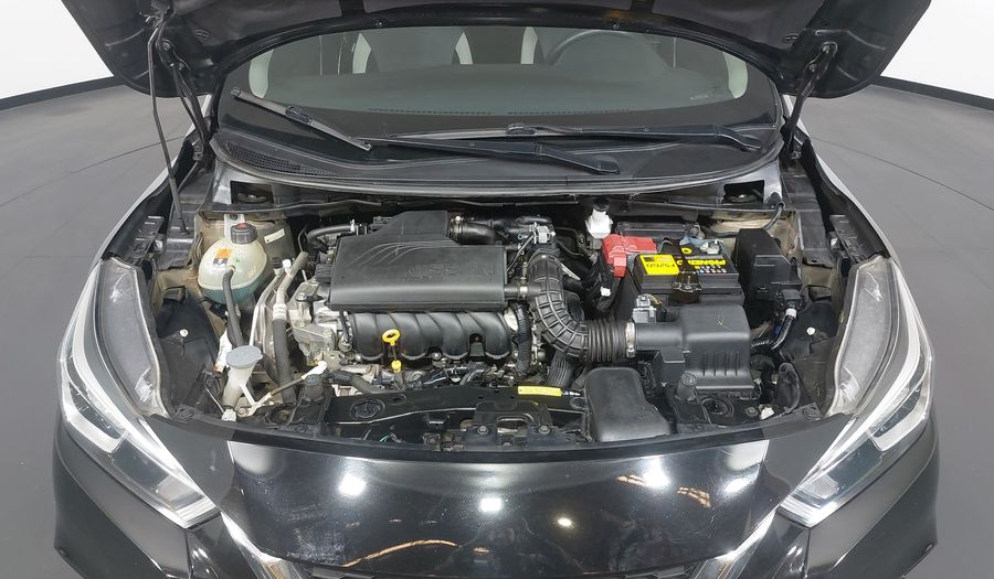 Nissan Versa ADVANCE Sedan 2022