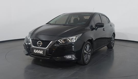 Nissan • Versa