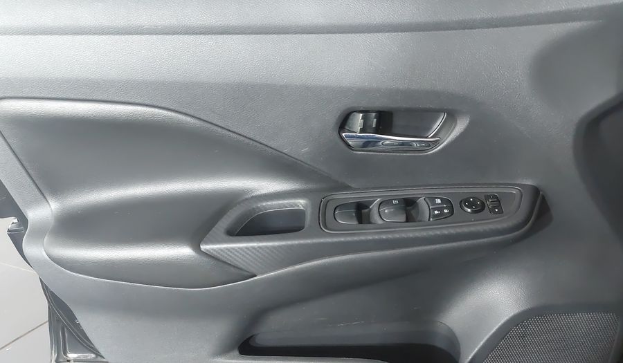 Nissan Versa ADVANCE Sedan 2022
