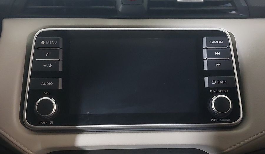 Nissan Versa ADVANCE Sedan 2022