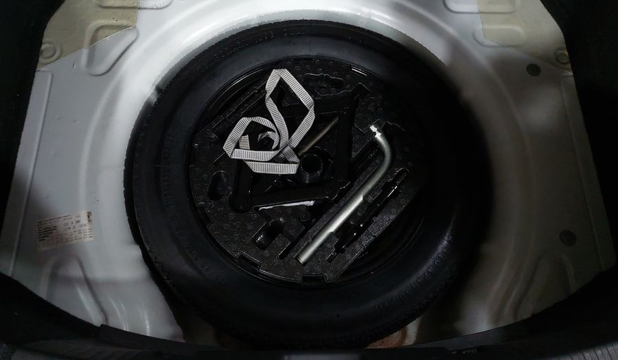 Volkswagen Beetle 2.5 SPORT MT Hatchback 2016