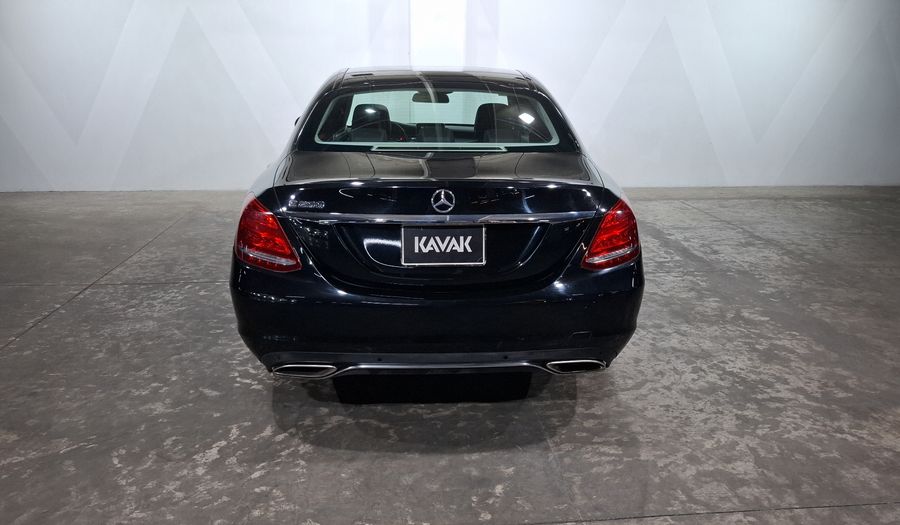 Mercedes Benz Clase C 2.0 200 SPORT AUTO Sedan 2018